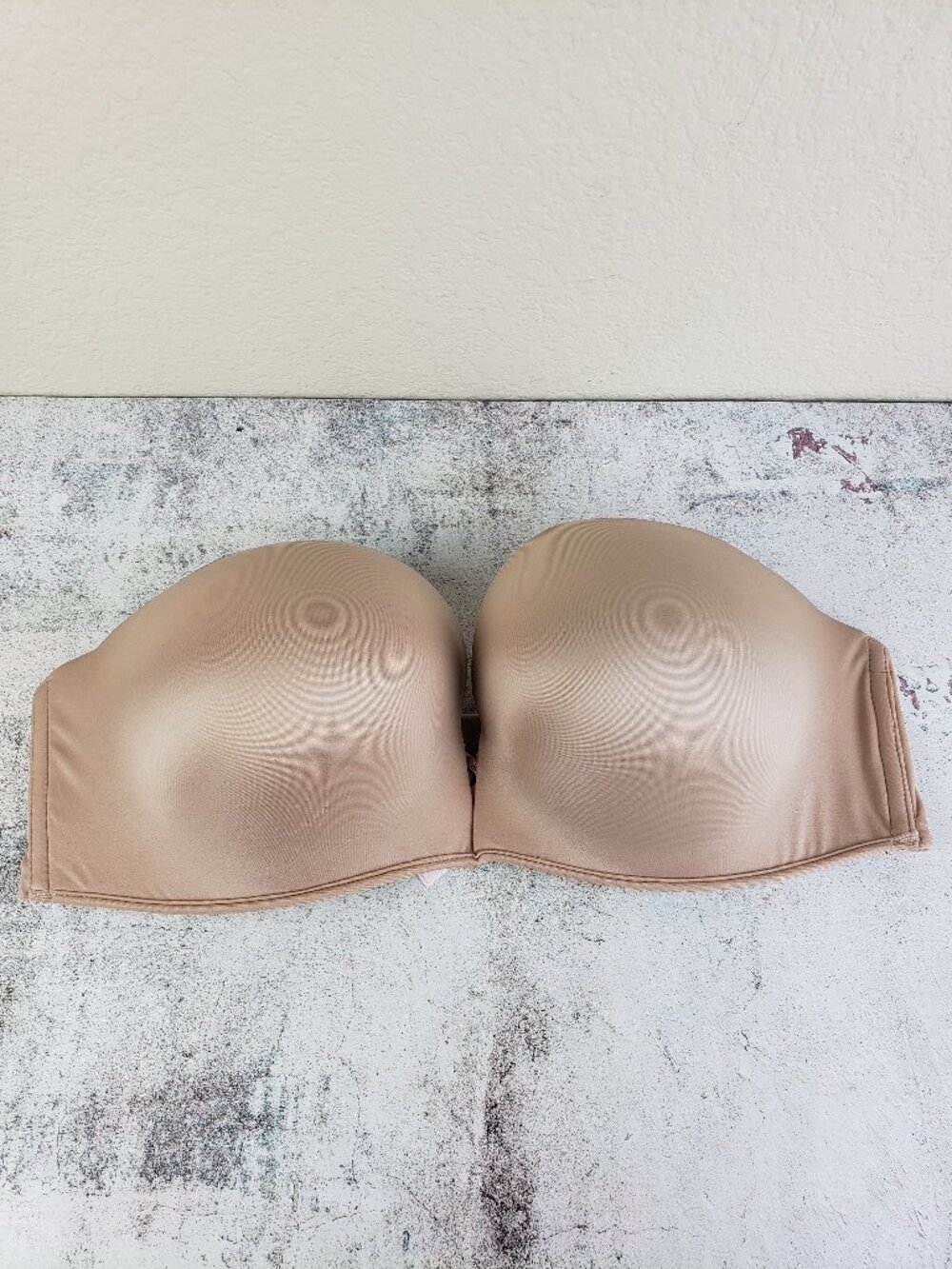 Victoria's Secret 38C Very Sexy Bombshell Add-2-Cups Push-Up Strapless Bra - Picture 2 of 12